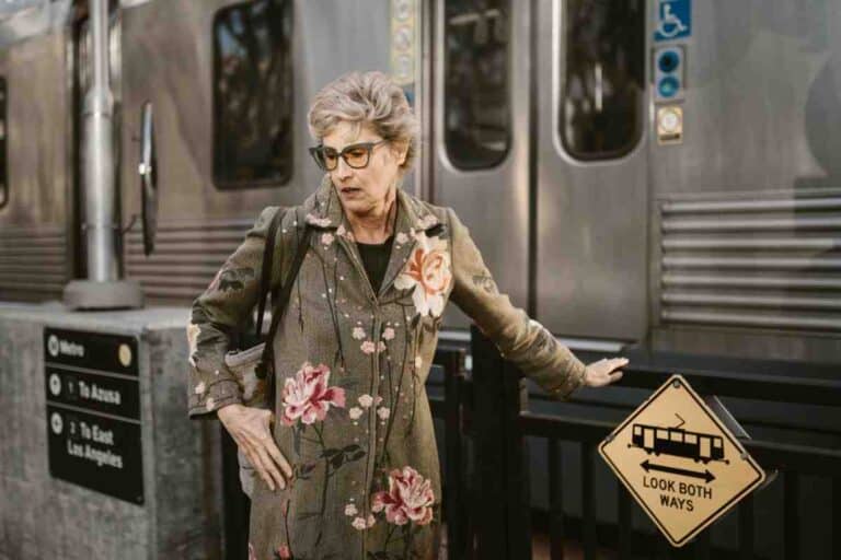 Airport Survival Guide What Frequent Flyers Know That You Don’t