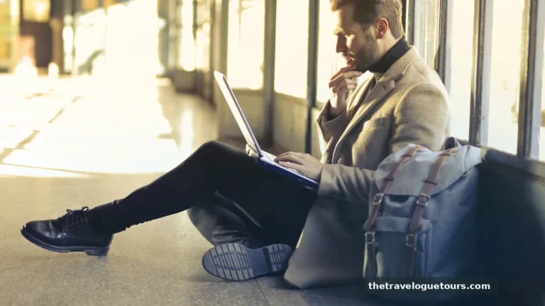 How to Save Money on Flights
